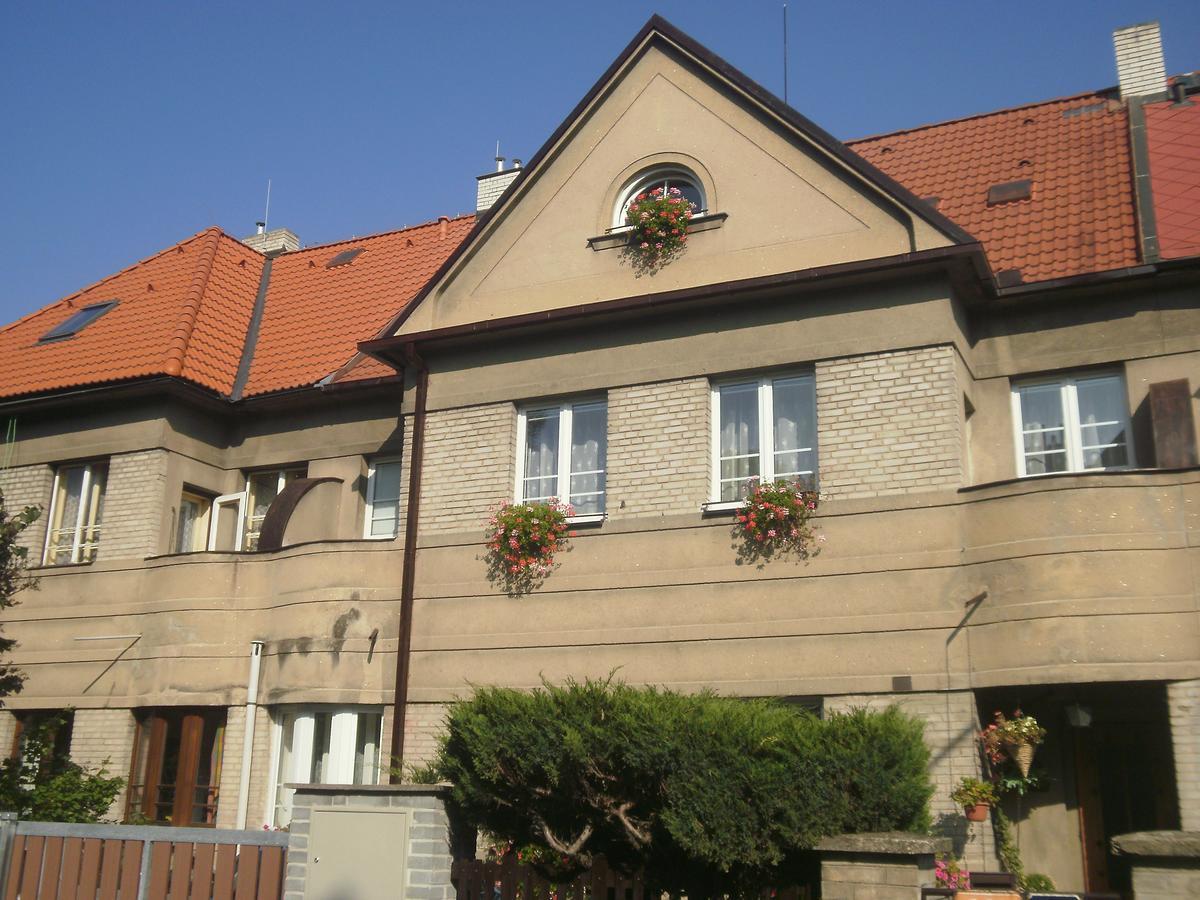 Apartricanova Prague Luaran gambar